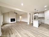 279 Elijah Way - Photo 25