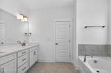 263 Devereux Drive - Photo 25