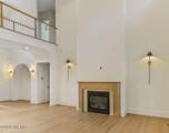 305 Sloan Lane - Photo 43
