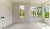 300 Sloan Lane - Photo 68