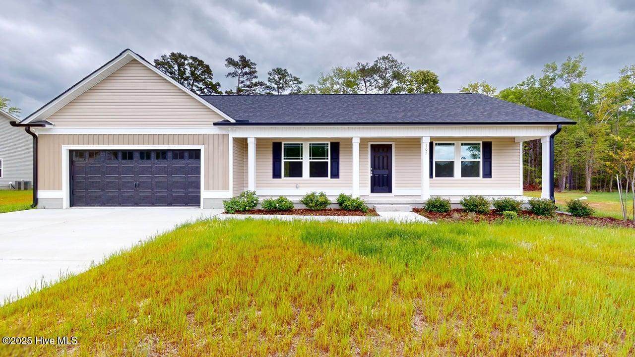 302 Grand Oaks Drive - Photo 1