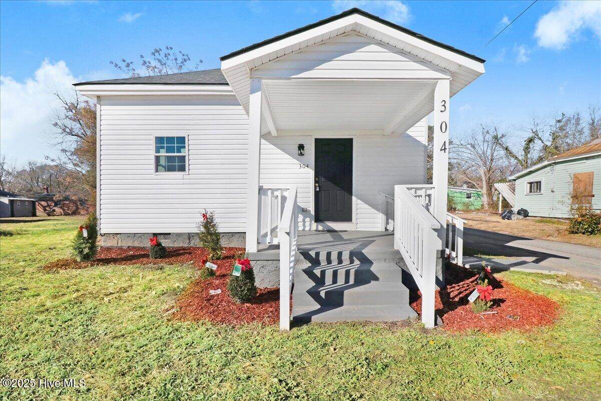 304 Woodland Avenue - Photo 1