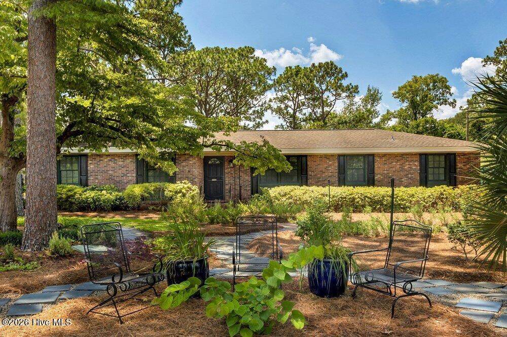 521 Baytree Road - Photo 1