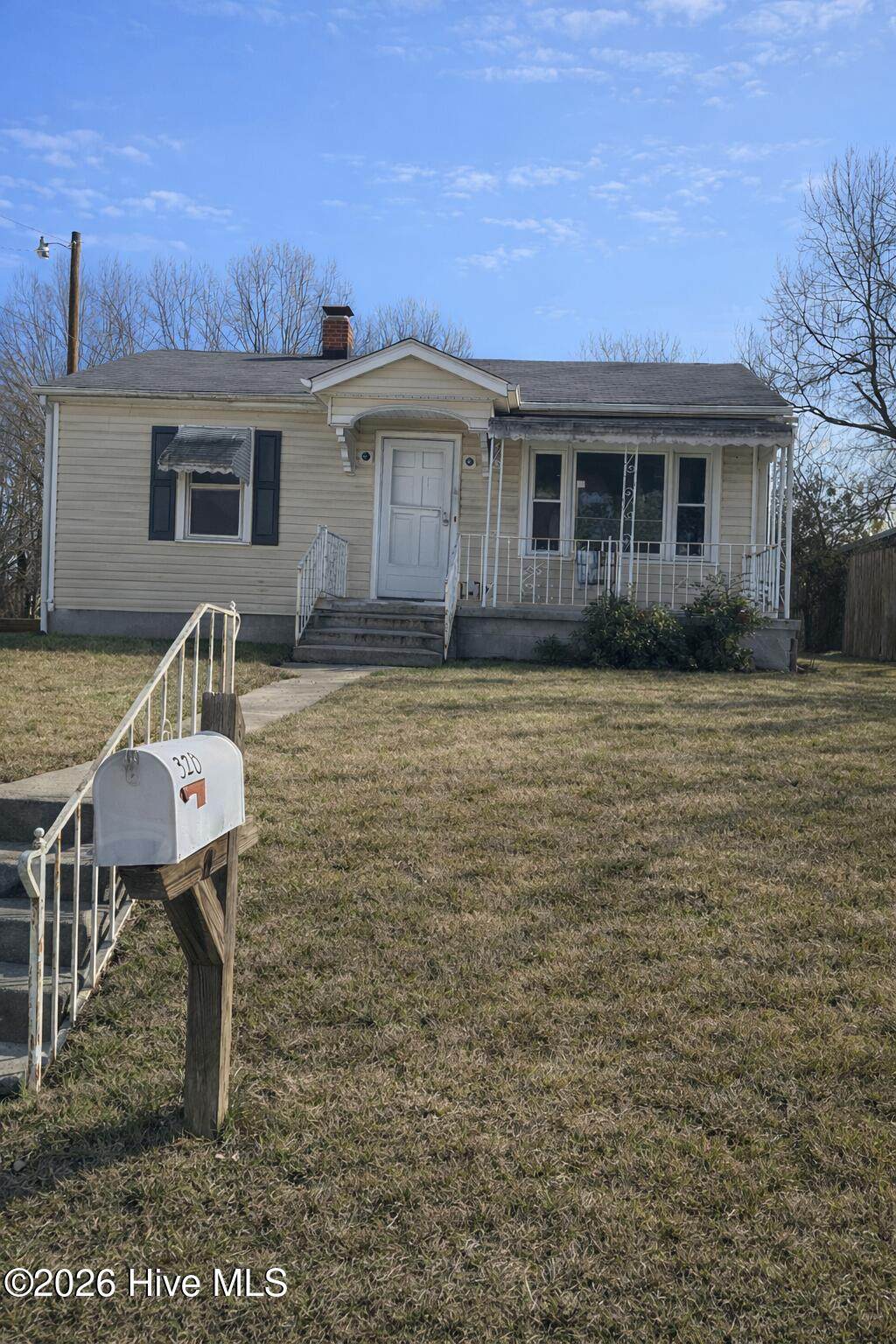 328 Mulberry Street - Photo 1