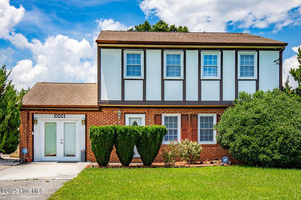 301 Murdoch Road - Photo 1