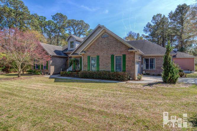 619 Hamlet Avenue, Carolina Beach, NC 28428 (MLS #100002048) :: Century 21 Sweyer & Associates