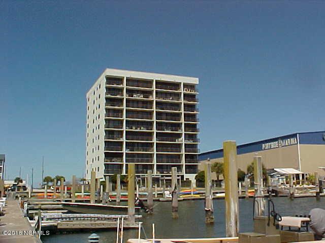 211 Arendell Street - Photo 1