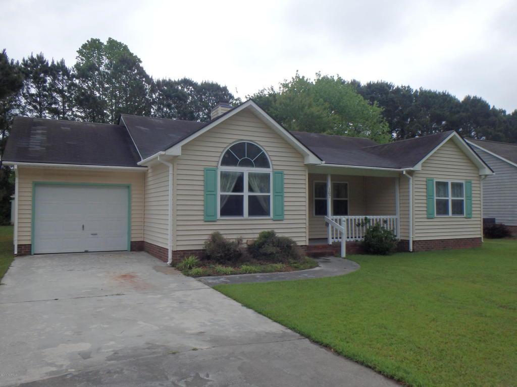 107 Foster Creek Court, Swansboro, NC 28584 (MLS #100011779) :: Century 21 Sweyer & Associates
