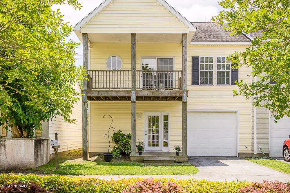 1800 Bay Street #304, Morehead City, NC 28557 (MLS #100015407) :: Century 21 Sweyer & Associates