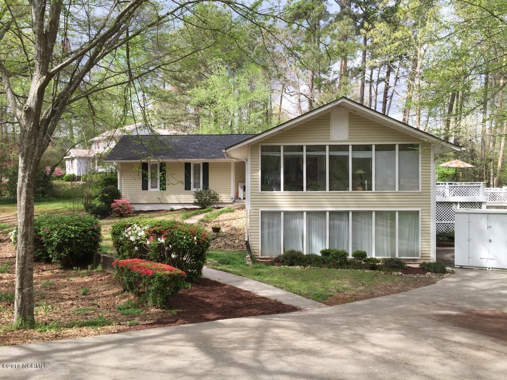 215 Joseph Street - Photo 1
