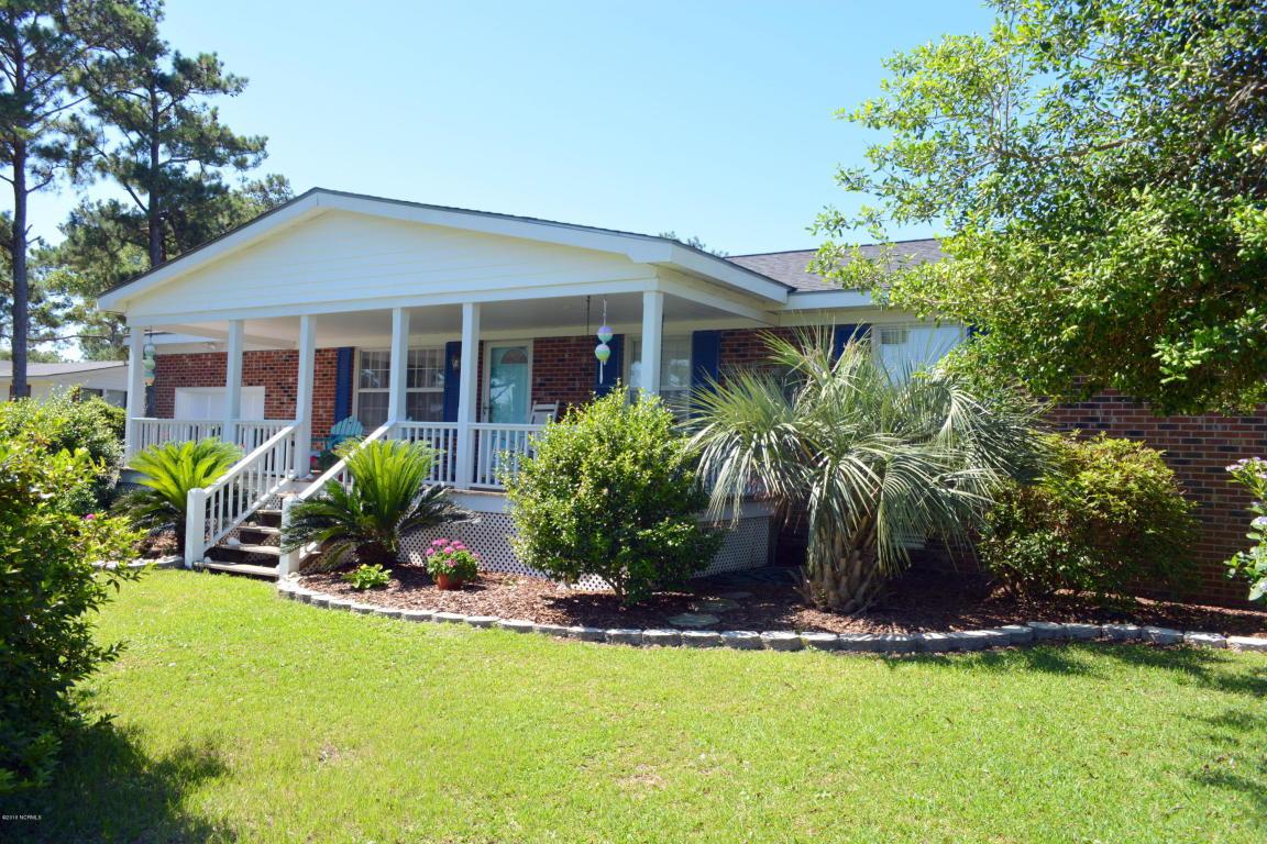 586 Bayview Drive, Harkers Island, NC 28531 (MLS #100016392) :: Century 21 Sweyer & Associates