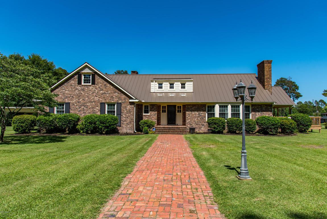 108 N Herring Street, Rose Hill, NC 28458 (MLS #100017202) :: Century 21 Sweyer & Associates