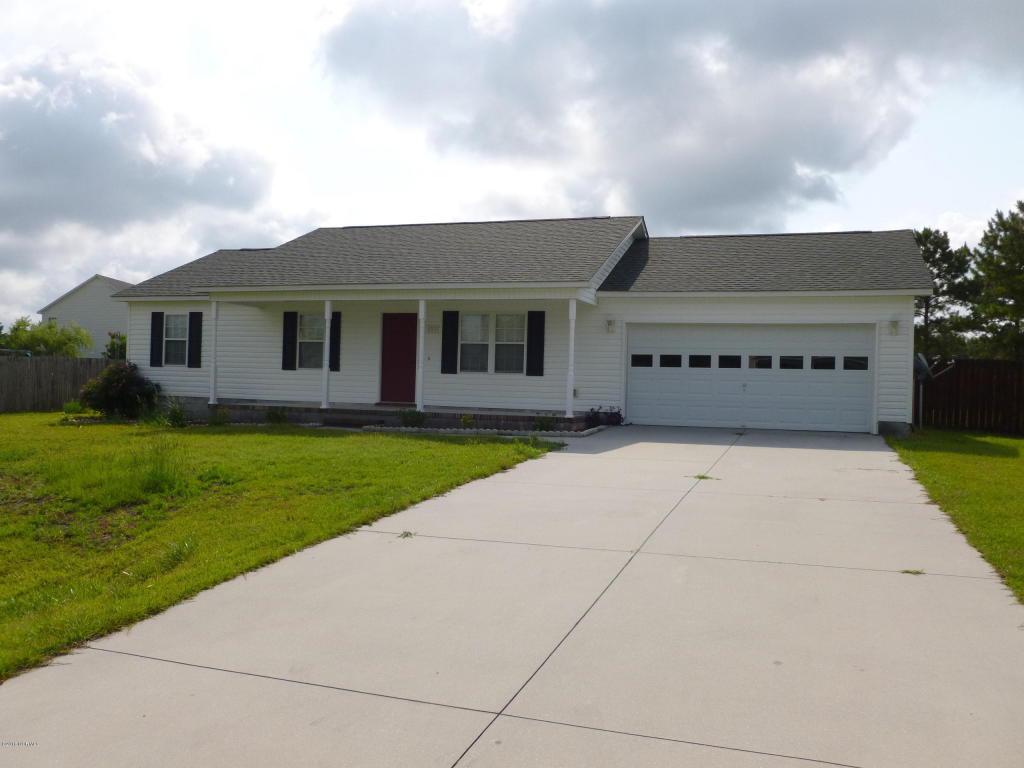 303 Parkton Drive, Richlands, NC 28574 (MLS #100020003) :: Century 21 Sweyer & Associates