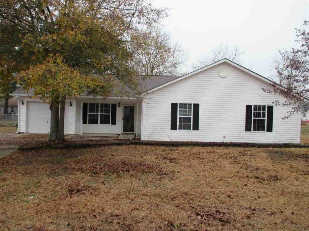 305 Paddock Place, Jacksonville, NC 28546 (MLS #100021783) :: Century 21 Sweyer & Associates
