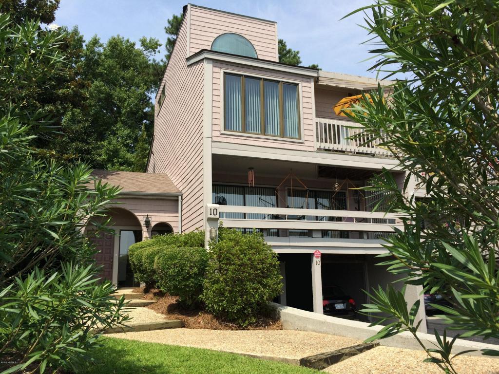 6338 Oleander Drive - Photo 1