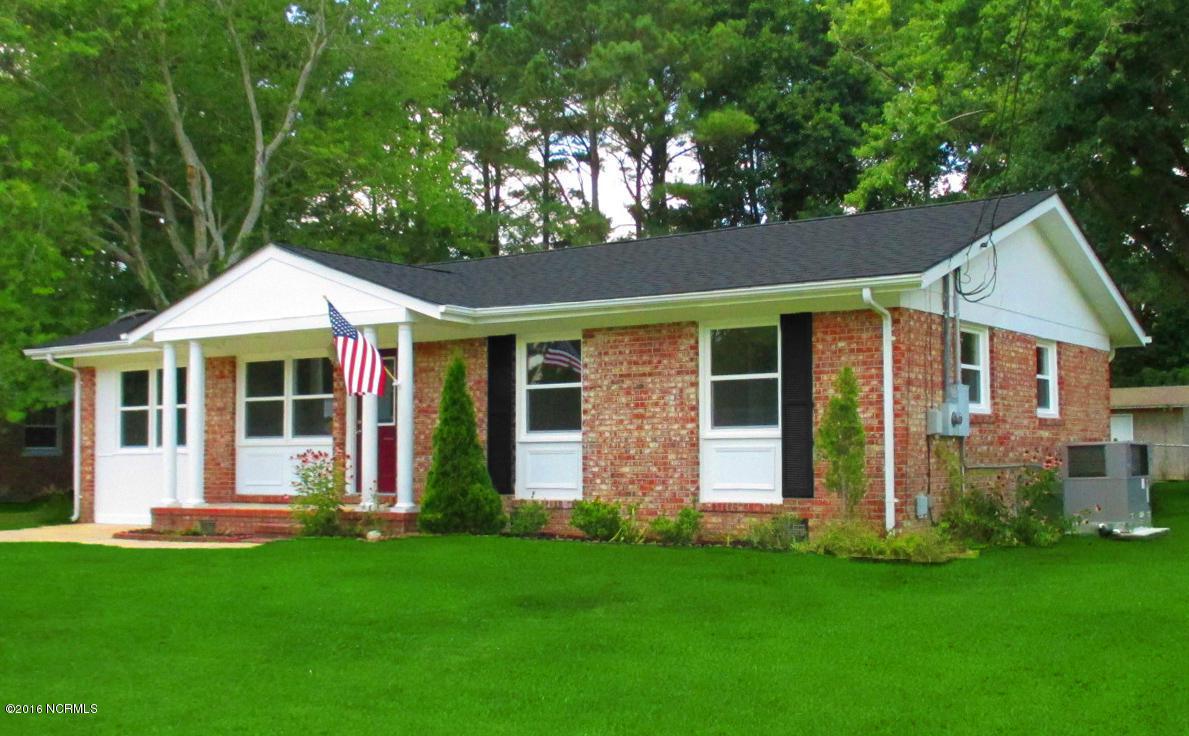 9 Yorkshire Drive, Jacksonville, NC 28546 (MLS #100023204) :: Century 21 Sweyer & Associates