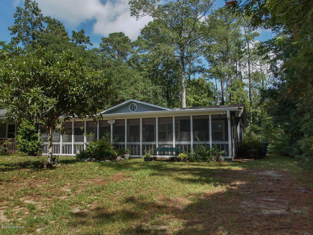 330 NE 56th Street, Oak Island, NC 28465 (MLS #100025175) :: Century 21 Sweyer & Associates