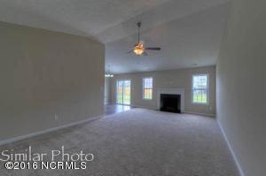 813 Fort Sumter Way, Swansboro, NC 28584 (MLS #100026060) :: Century 21 Sweyer & Associates