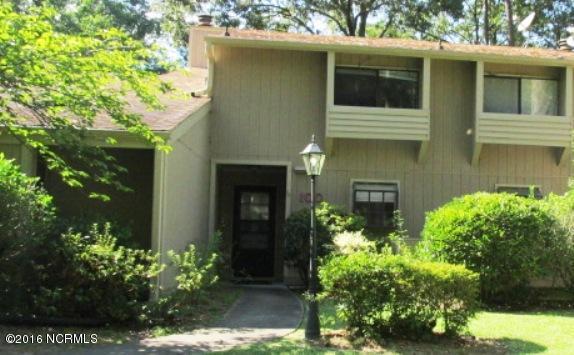 100 Quarterdeck, New Bern, NC 28562 (MLS #100027176) :: Century 21 Sweyer & Associates
