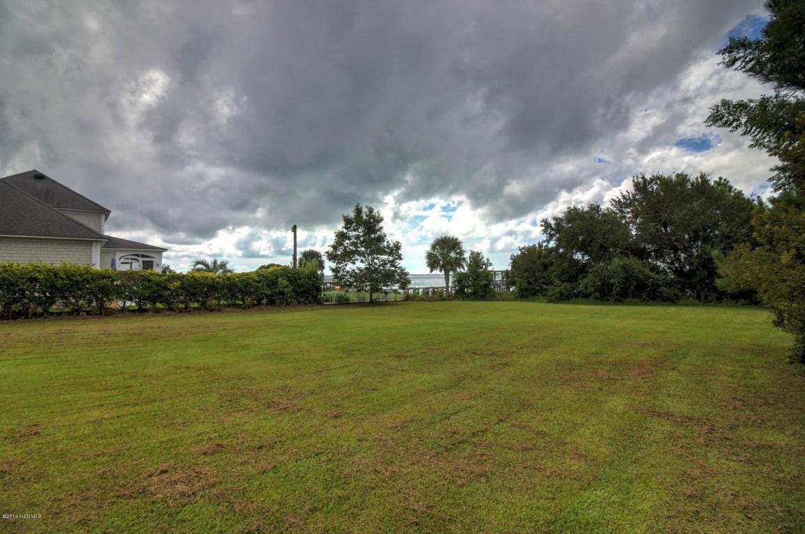149 Soundview Drive - Photo 1
