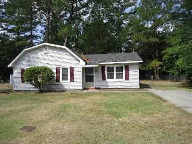 307 Luann Road, Jacksonville, NC 28540 (MLS #100031381) :: Century 21 Sweyer & Associates