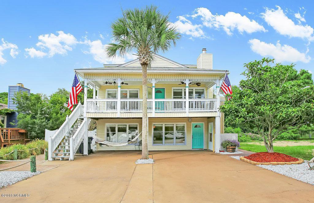 917 Riptide Lane, Carolina Beach, NC 28428 (MLS #100031416) :: Century 21 Sweyer & Associates