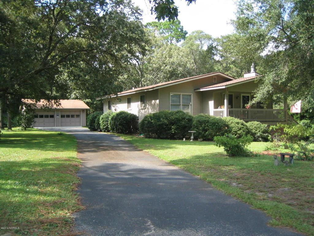 107 Holly Drive, Southport, NC 28461 (MLS #100031484) :: Century 21 Sweyer & Associates
