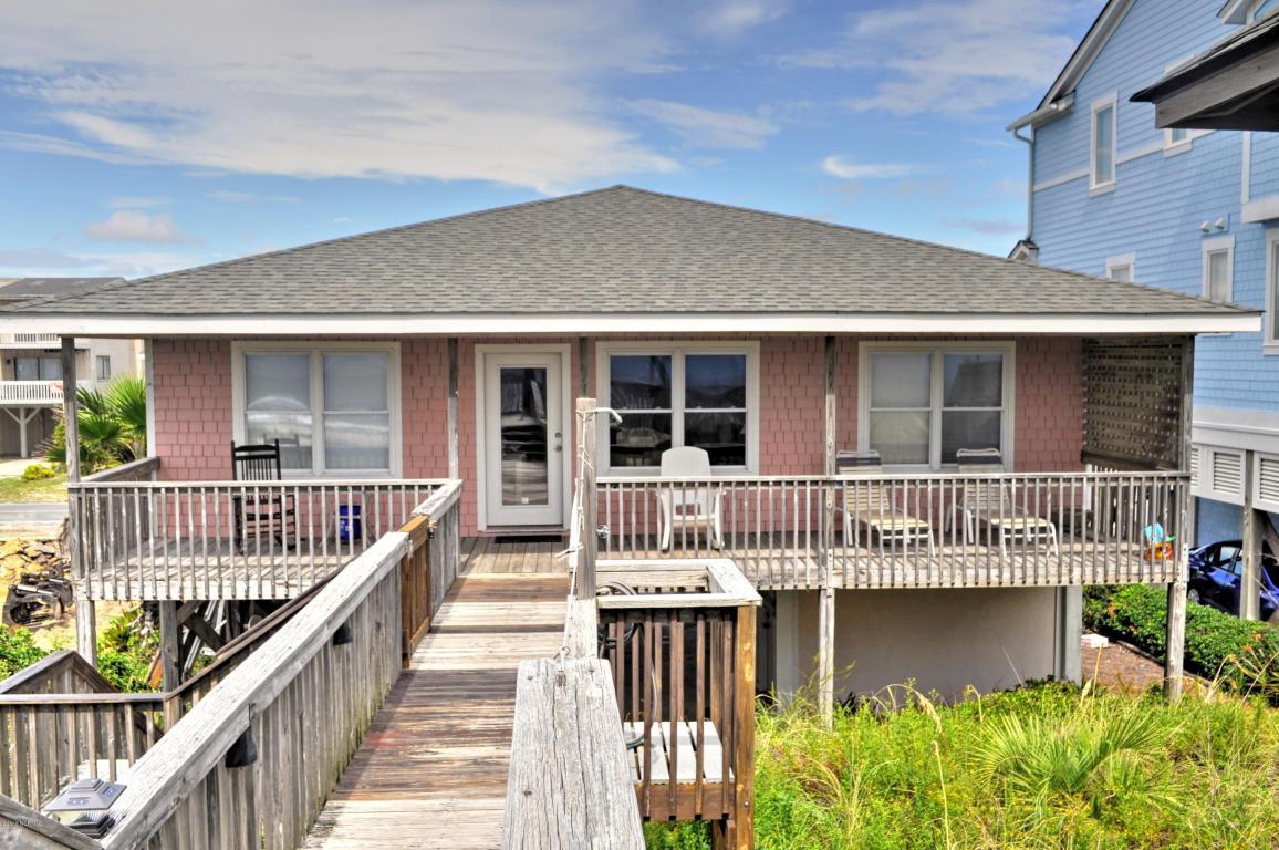 136 E First Street, Ocean Isle Beach, NC 28469 (MLS #100031633) :: Century 21 Sweyer & Associates