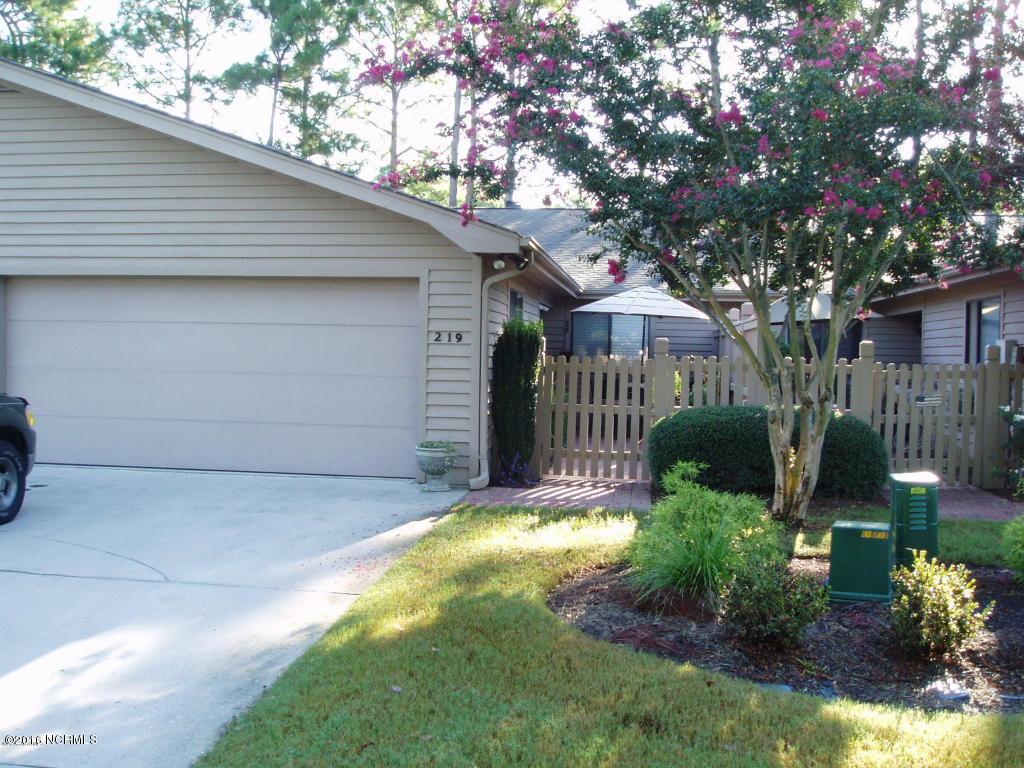 219 Inland Greens Circle, Wilmington, NC 28405 (MLS #100032112) :: Century 21 Sweyer & Associates