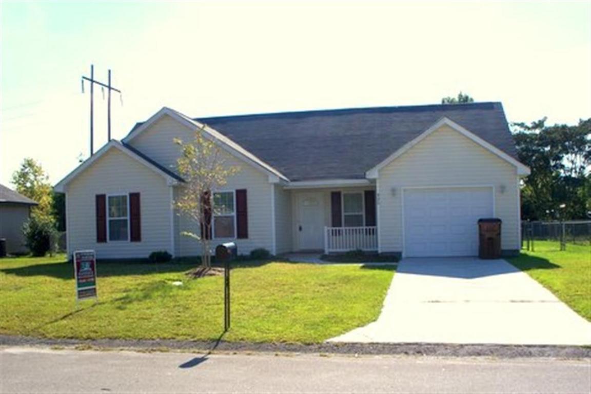 425 Hunting Green Drive, Jacksonville, NC 28546 (MLS #100032698) :: Century 21 Sweyer & Associates