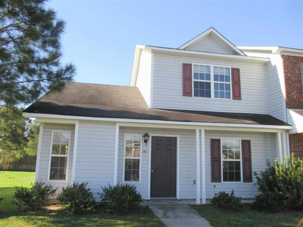 201 Timberlake Trail, Jacksonville, NC 28546 (MLS #100032958) :: Century 21 Sweyer & Associates