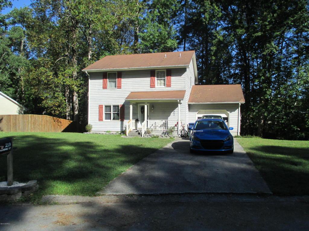 219 Cambridge Court - Photo 1