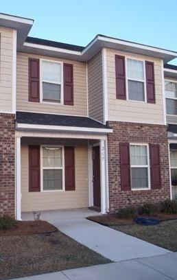 215 Glen Cannon Drive, Jacksonville, NC 28546 (MLS #100033869) :: Century 21 Sweyer & Associates
