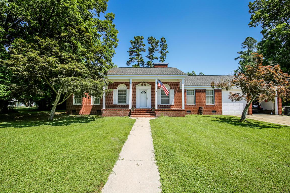 302 10th Street - Photo 1