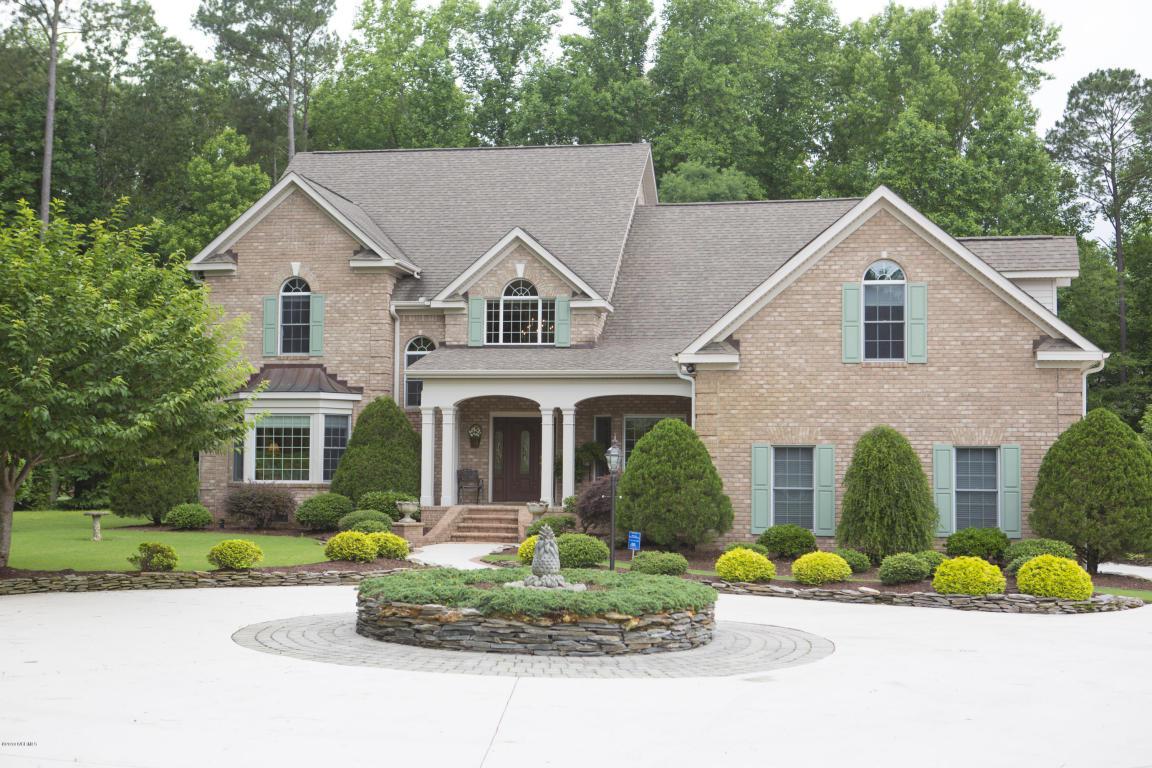 105 Charles Court - Photo 1