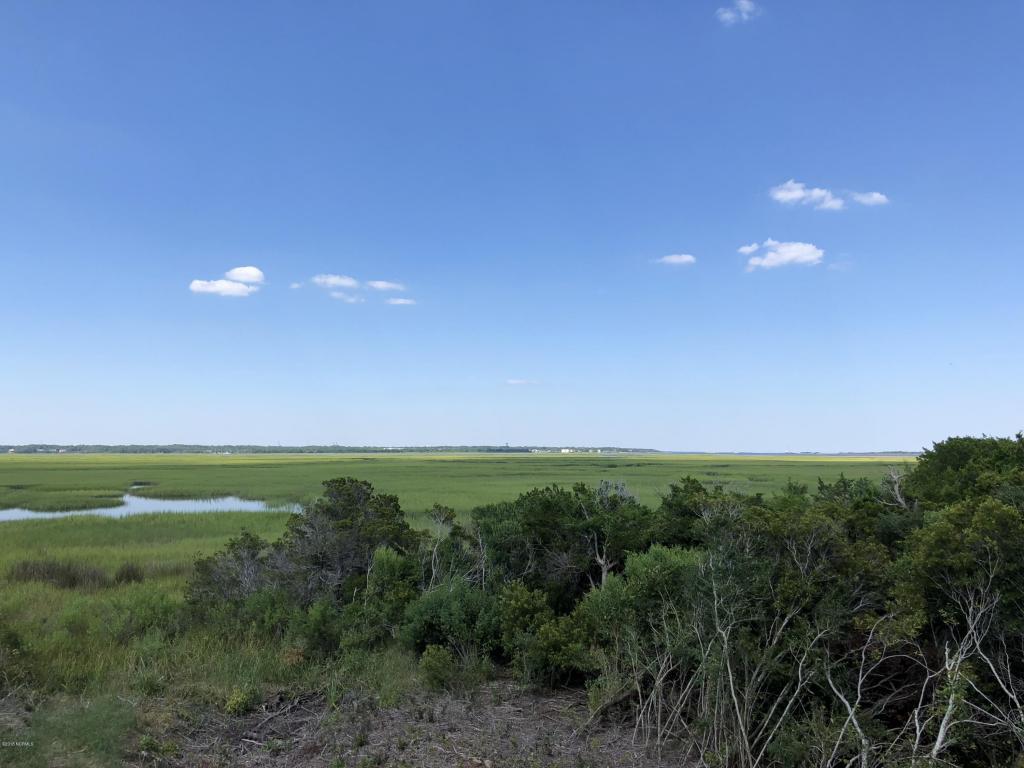 624 Caswell Beach Road - Photo 1