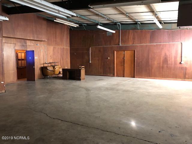 207 Pine Street - Photo 1