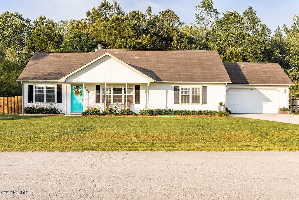 202 Stag Court - Photo 1