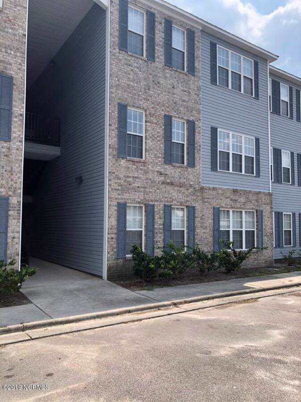 144 Hines Street - Photo 1