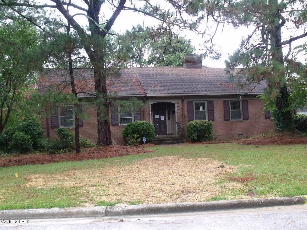616 Howard Circle - Photo 1