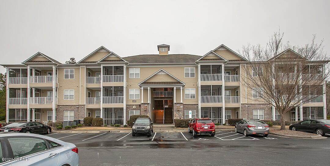 240 Woodlands Way - Photo 1