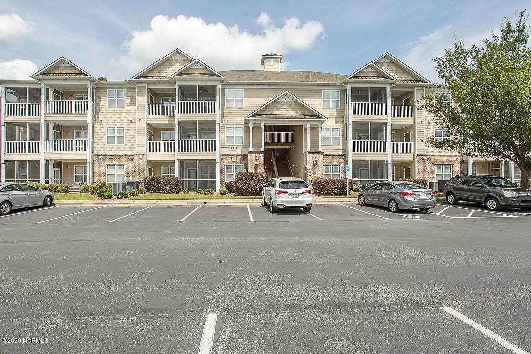 240 Woodlands Way - Photo 1