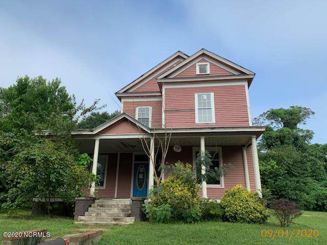 106 Oak Street - Photo 1