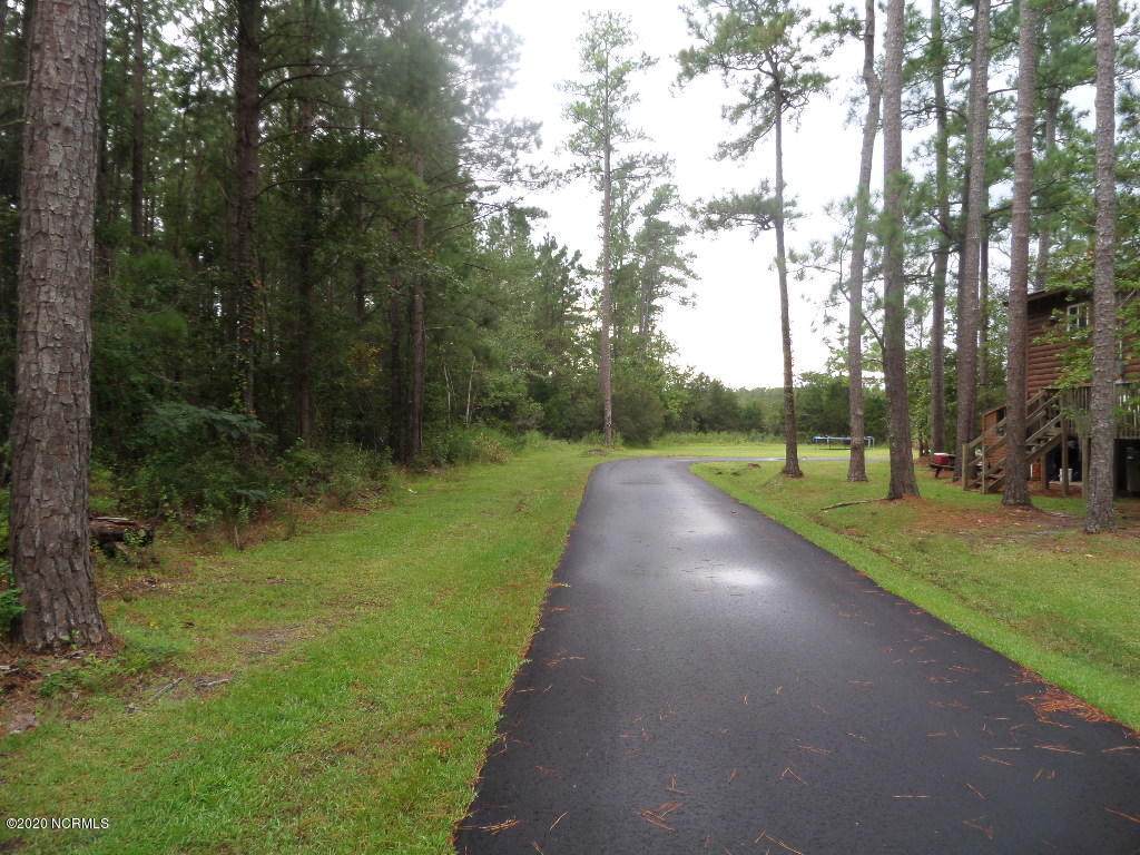 130 Pine Tree Lane - Photo 1