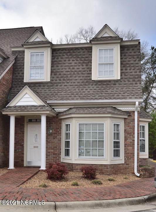 882 Country Club Road - Photo 1