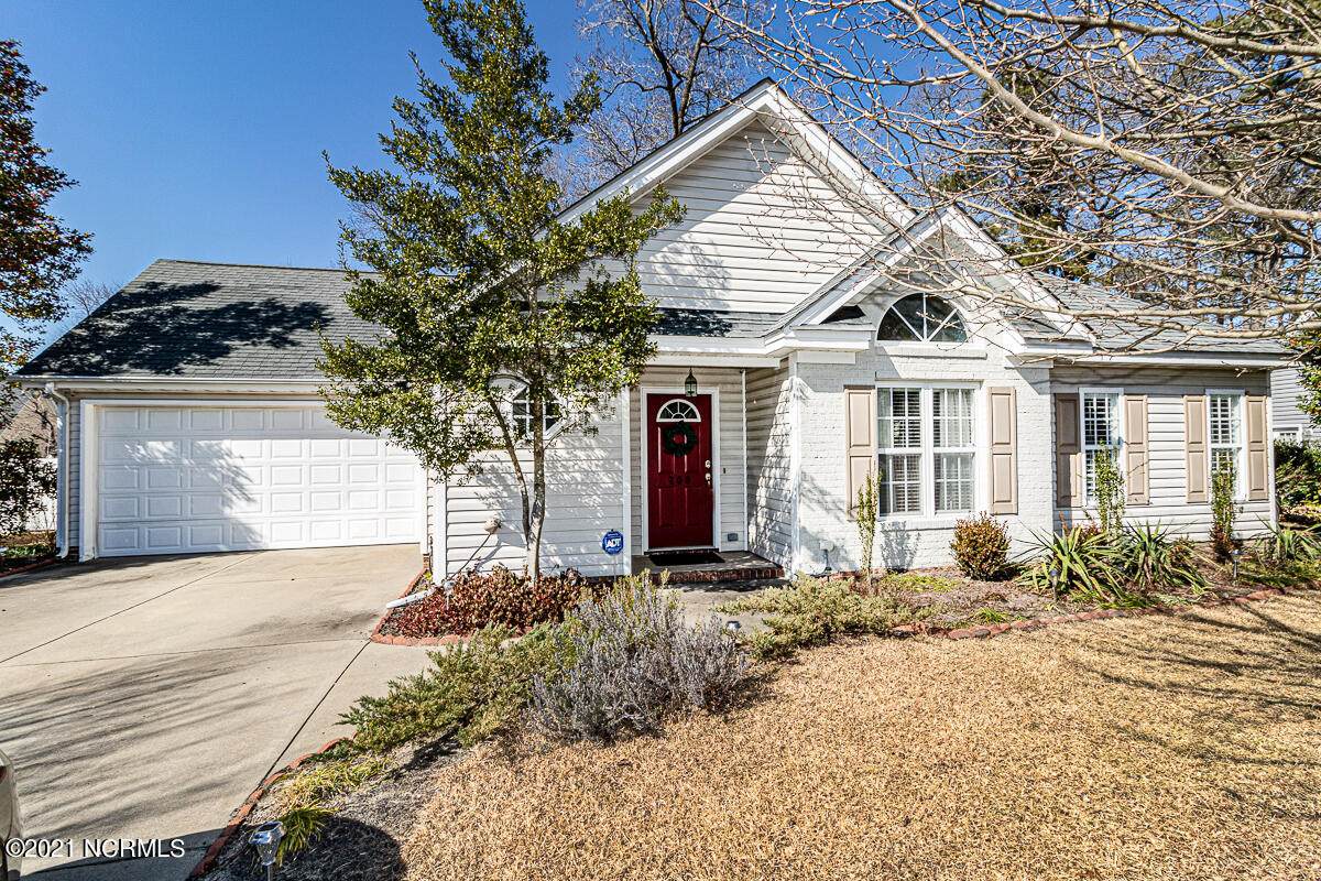 208 Sedgefield Drive - Photo 1