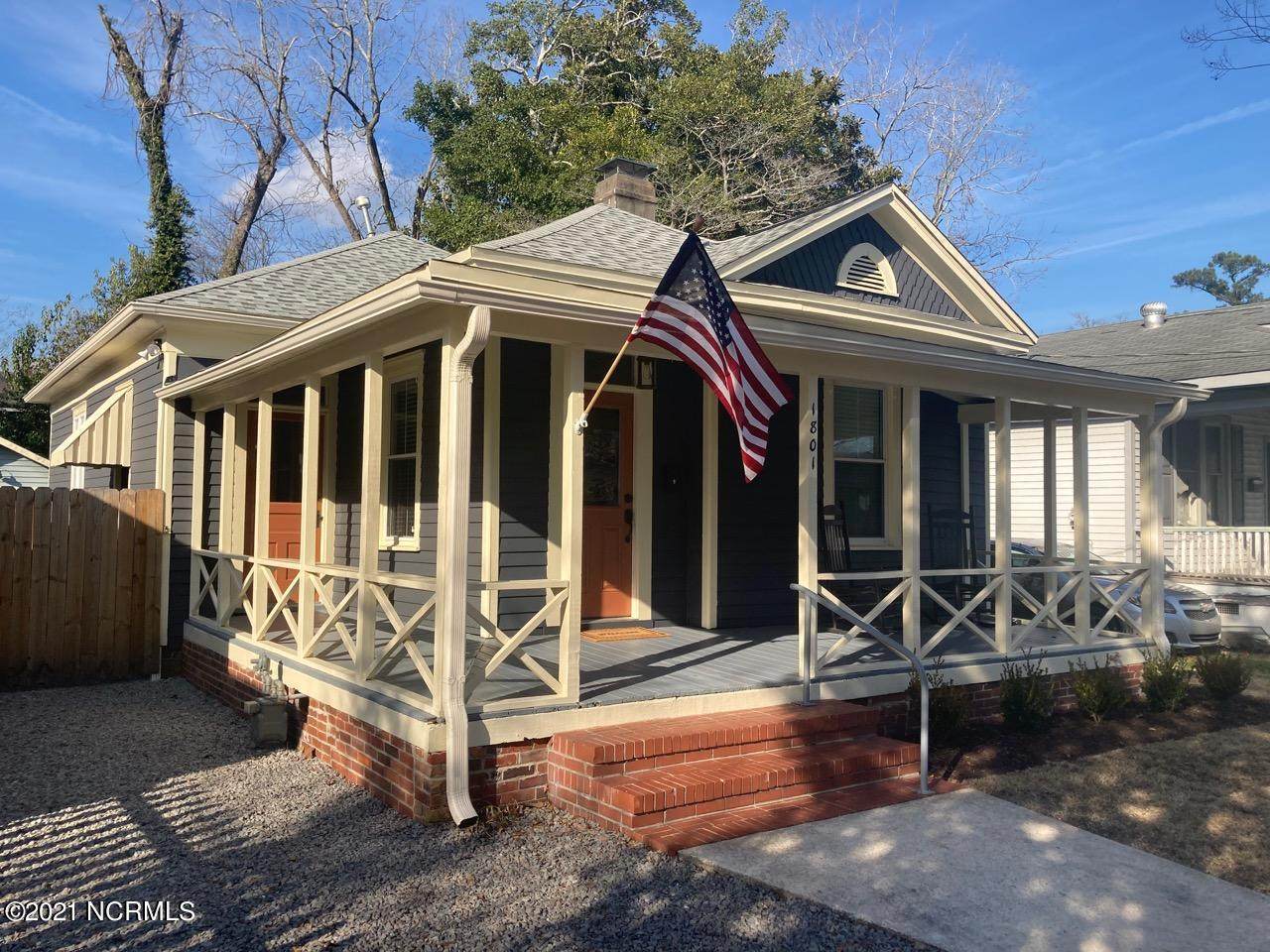 1801 Carolina Avenue - Photo 1