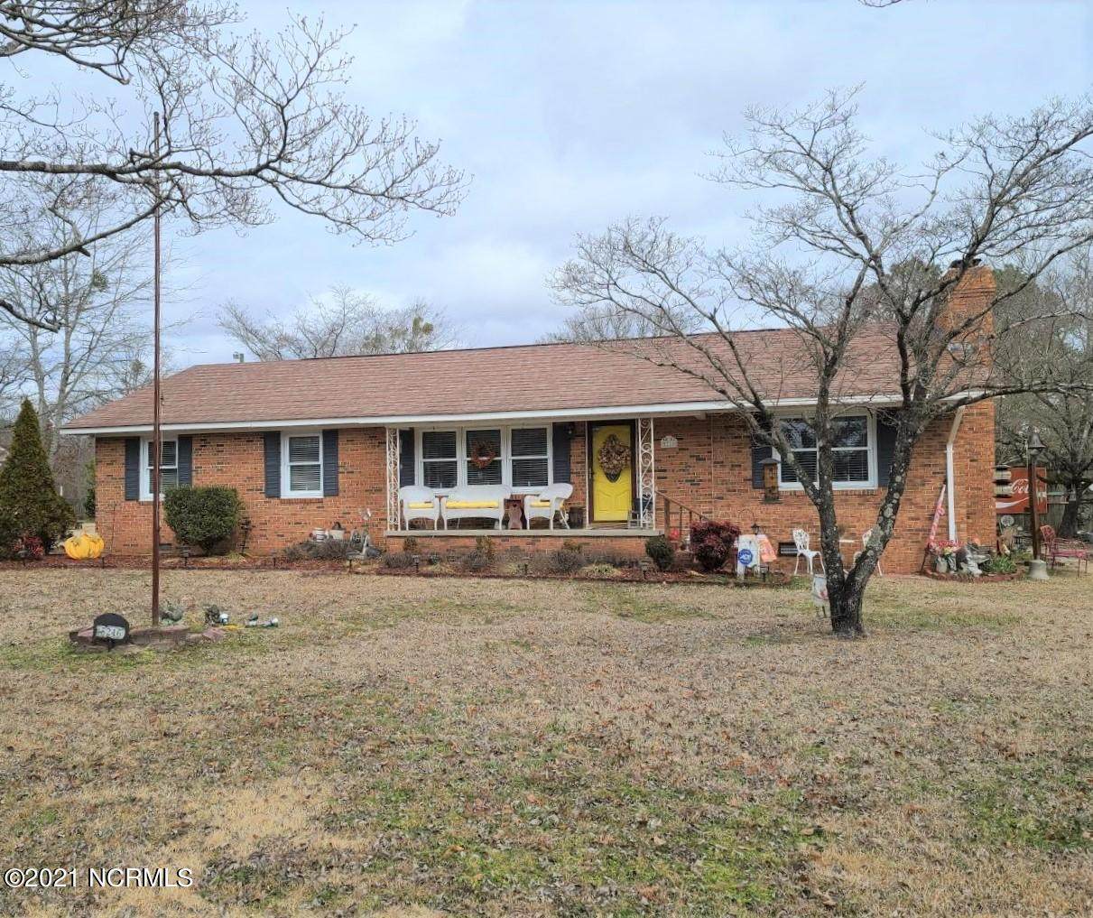 5216 River Road - Photo 1