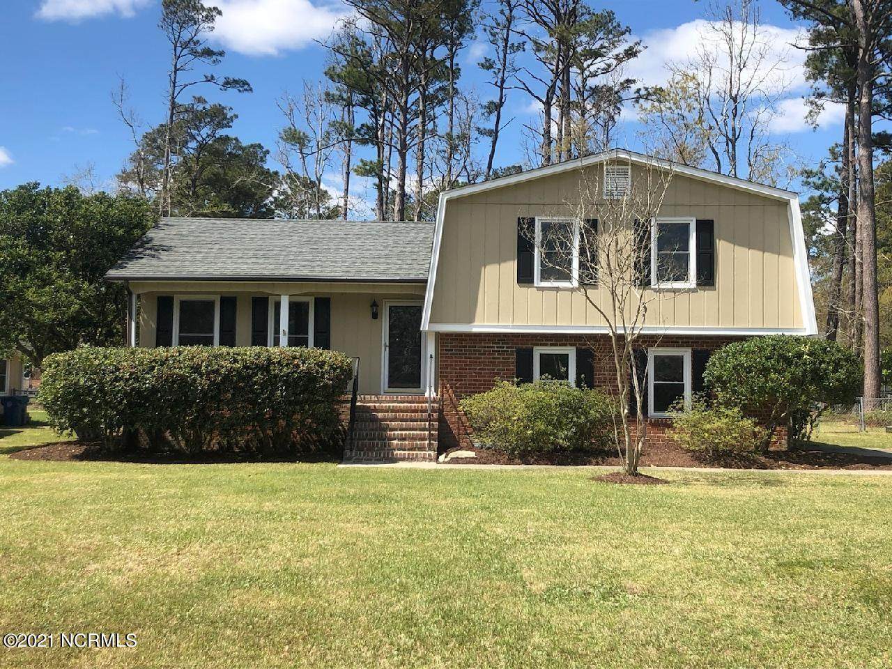 218 Larkin Street - Photo 1