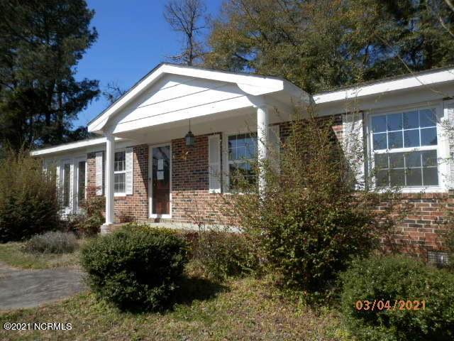 558 Elm Street - Photo 1